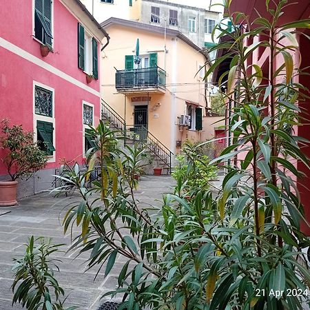 Appartamento Il Vicolo La Spezia Cinque Terre ภายนอก รูปภาพ